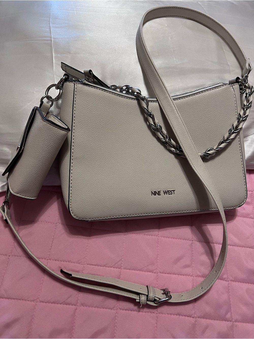 Nine West White Shoulder Bag with Chain Accent